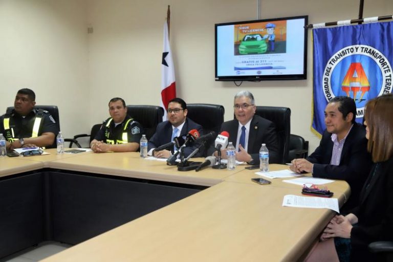 3-1-1, ATTT y DNOT de la Policía Nacional lanzan Sigue Tu Licencia